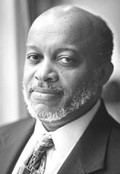 earl smith headshot