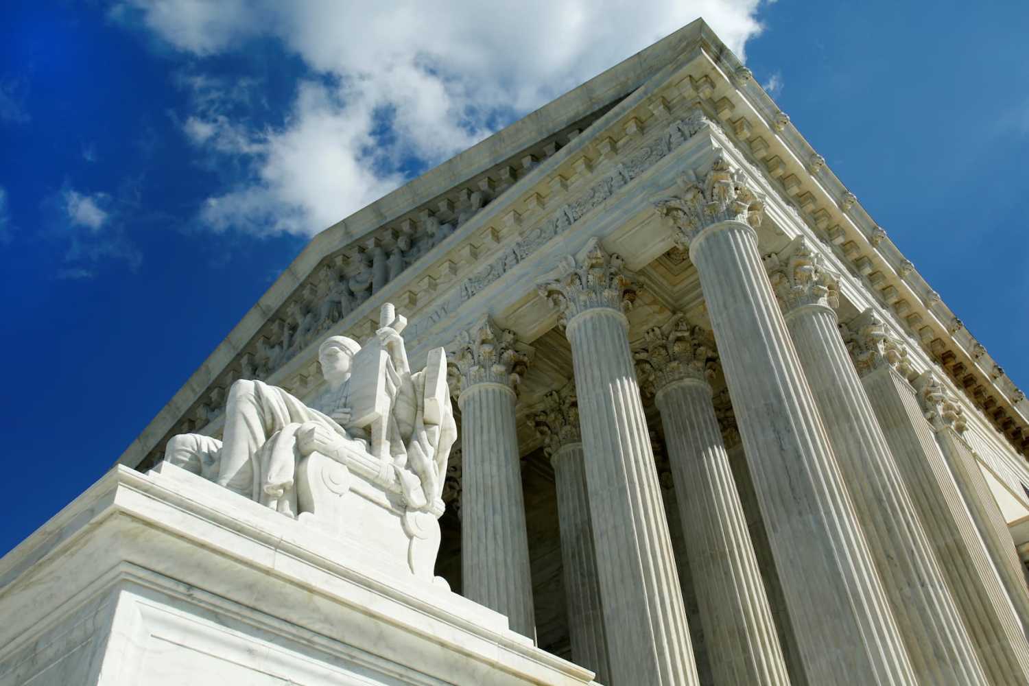 U.S. Supreme Court is seen in Washington, U.S., October 3, 2016. REUTERS/Yuri Gripas TPX IMAGES OF THE DAY