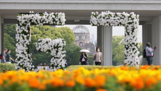 Around the halls: Japan hosts the G-7 summit