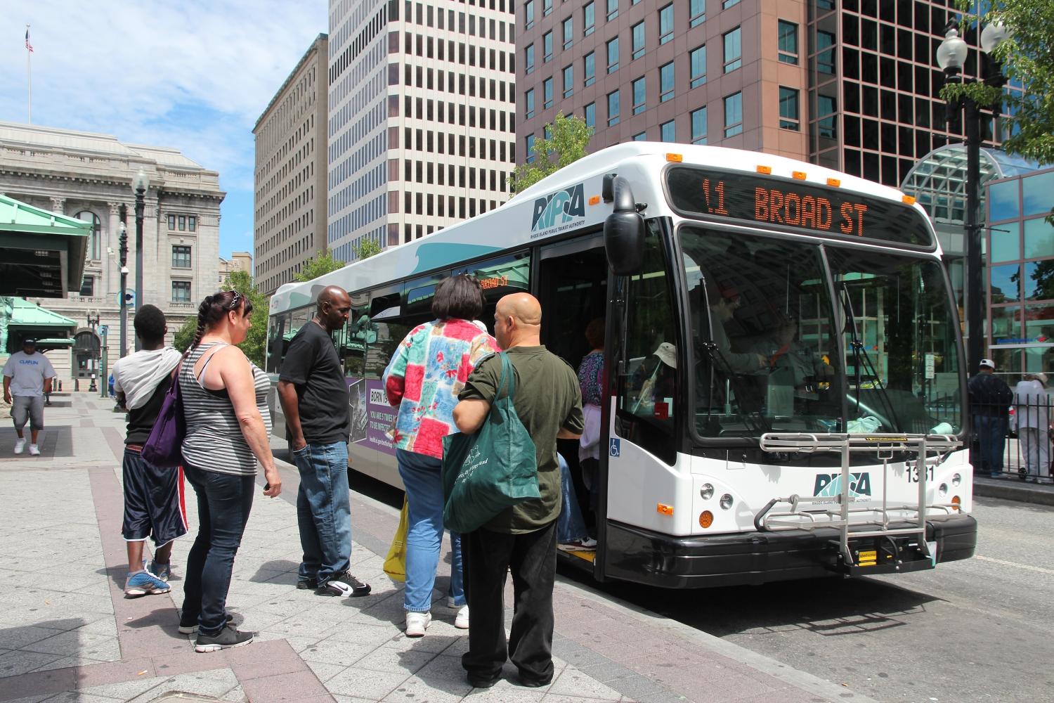 Providence,,Usa,-,June,8,,2013:,People,Board,City,Bus