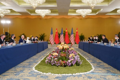 U.S. President Joe Biden meets with Chinese President Xi Jinping on the sidelines of the G20 leaders' summit in Bali, Indonesia, November 14, 2022.  REUTERS/Kevin Lamarque