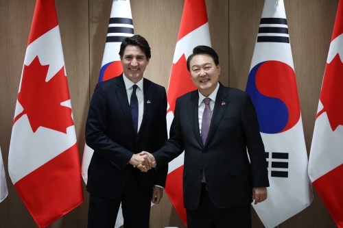 Canada’s Prime Minister Justin Trudeau shakes hands with South Korea’s President Yoon Suk Yeol during their meeting at the Presidential Office in Seoul, South Korea, May 17, 2023. REUTERS/Kim Hong-Ji/Pool