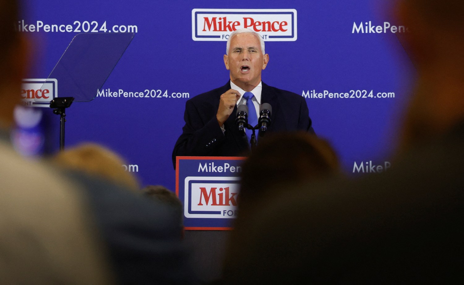 Former U.S. Vice President Mike Pence publicly announces and kicks off his campaign for the 2024 Republican U.S. presidential nomination, at a Future Farmers of America "enrichment center" in Ankeny, Iowa, U.S. June 7, 2023.   REUTERS/Jonathan Ernst