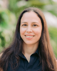viviana lopez green headshot