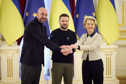 Ukraine's President Zelenskiy, European Commission President von der Leyen and European Council President Michel pose for a picture during a European Union (EU) summit in Kyiv