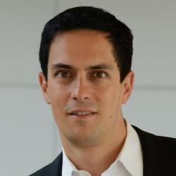 Tarek Hassan headshot