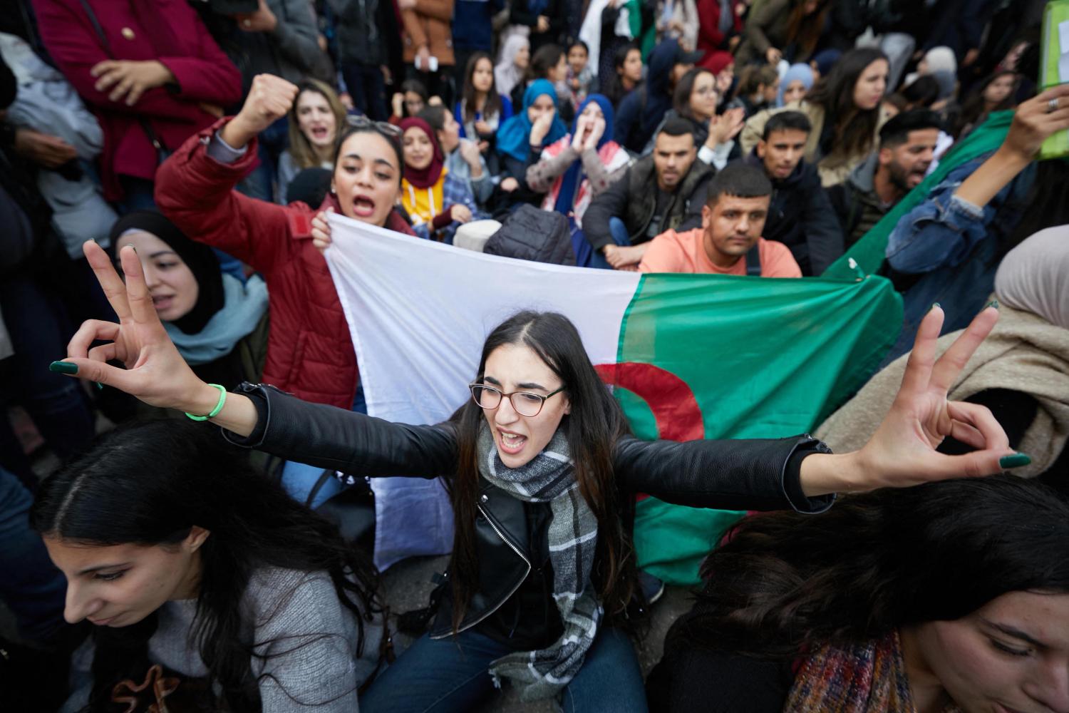 Students demonstrate against presidential election - Algiers