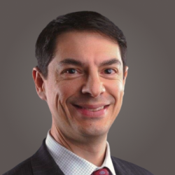 headshot of Clay Seigle