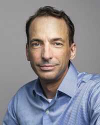 headshot of Paul Tough