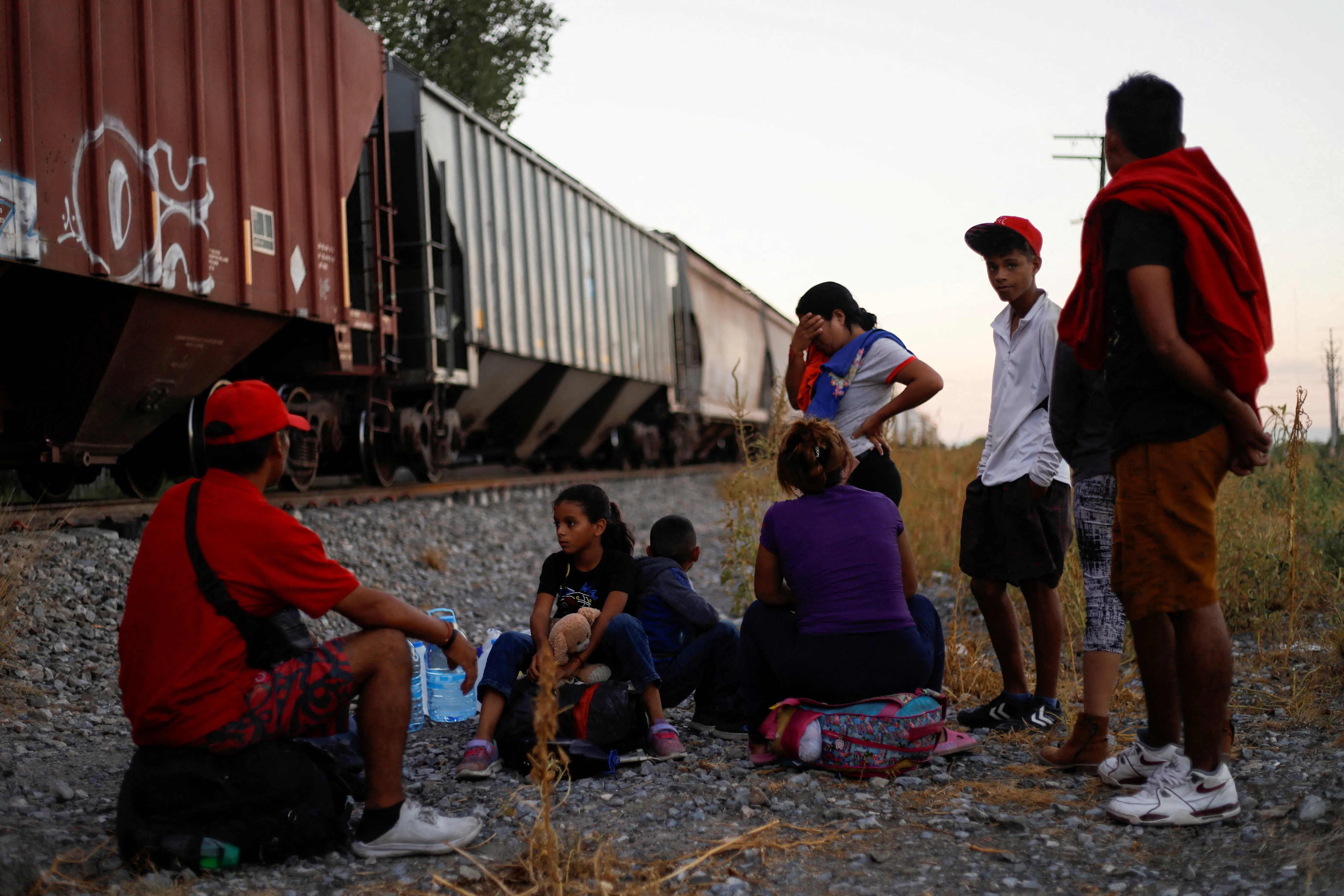 US Border Patrol Carrying These Weapons of War to Stop Migrant Caravan