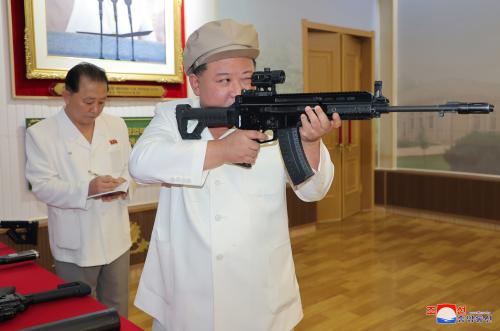 Chairman of the North Korean State Affairs Committee Kim Jong Un gives an orientation "in situ" in a weapons factory.