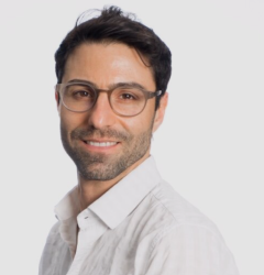 Kfir Mordechay headshot