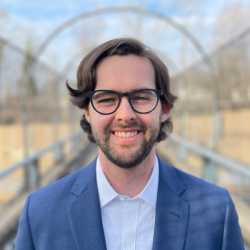 Sean Howard headshot