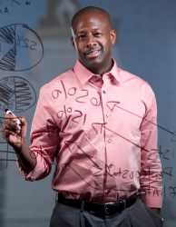 jason e. shelton headshot