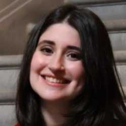 Gabriela Campos headshot