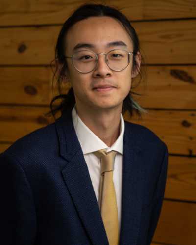 Yilun Zha