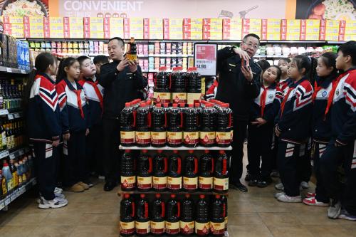 chinese class in a store