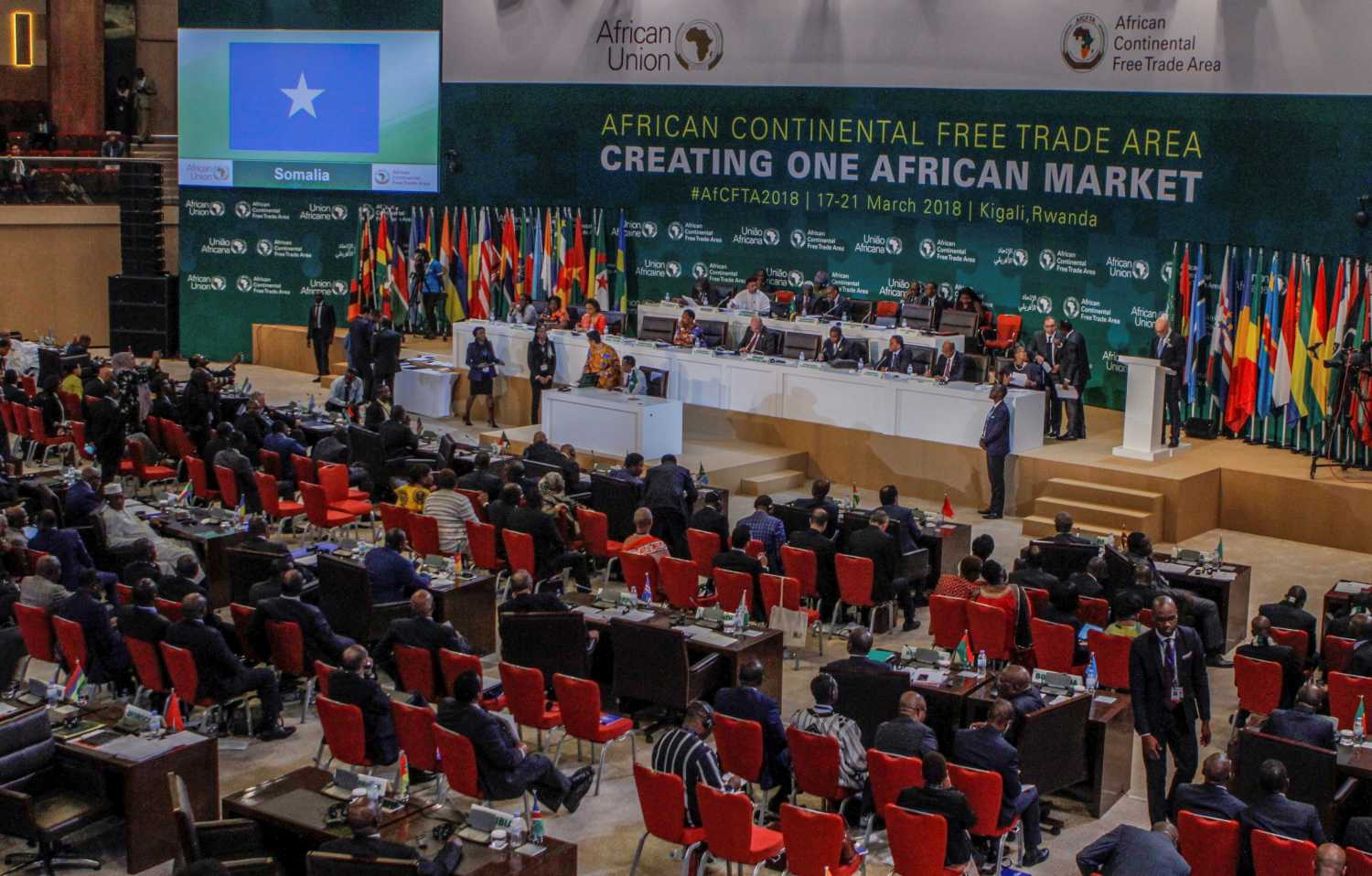 African leaders attend a meeting to sign the AfCFTA free trade deal to create a liberalized market for goods and services across the continent, in Kigali, Rwanda March 21, 2018. REUTERS/Jean Bizimana