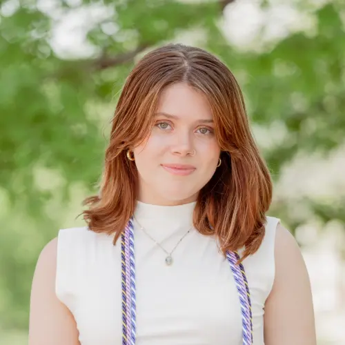 alex hubbard headshot