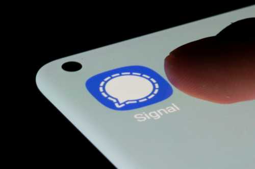 Signal app is seen on a smartphone in this illustration taken, July 13, 2021.