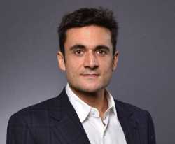 Dimitris Papanikolaou headshot