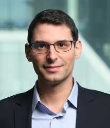 Jesse Schreger headshot