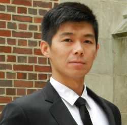 Tony Zhang headshot