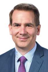 Wolfram Schlenker headshot