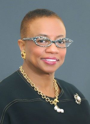 Brenda Breaux headshot