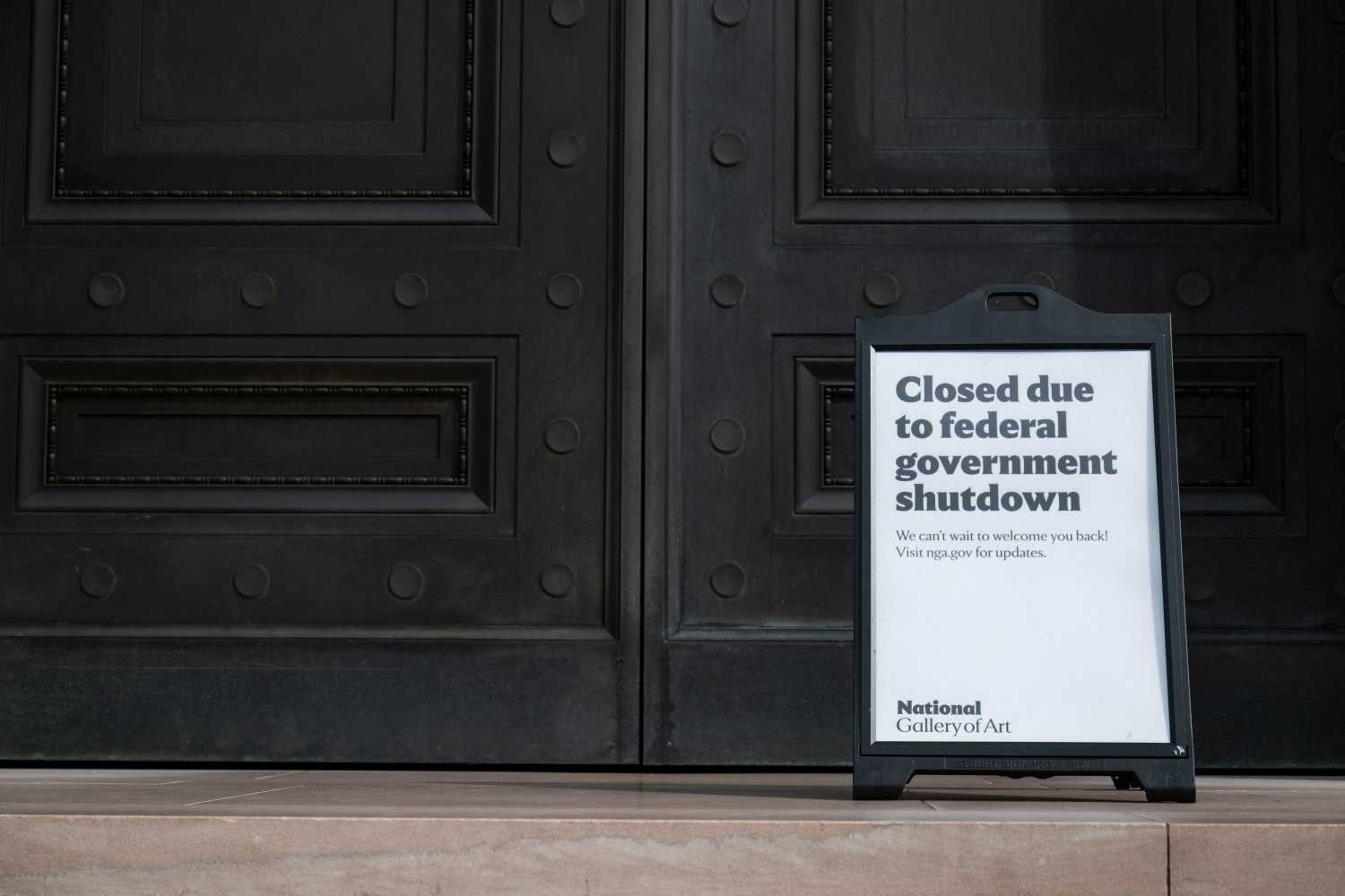 A closed sign outside the National Gallery of Art
