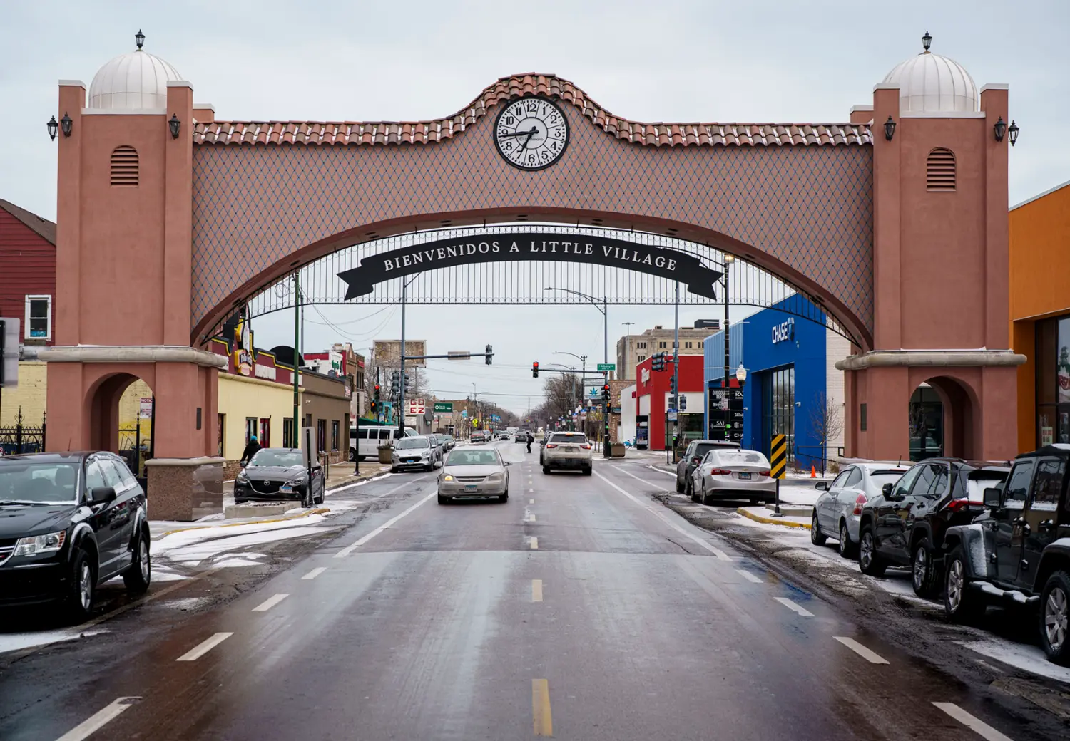 January 22, 2025, Chicago, Illinois, USA: The Little Village Arch above 26th street in the west side neighborhood. Known as the "Mexico of the Midwest", this colorful enclave is overflowing with vibrant culture and cuisine. (Credit Image: © Chris Riha/ZUMA Press Wire)