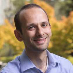 Amir Kermani headshot