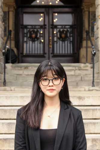 annabelle kim headshot