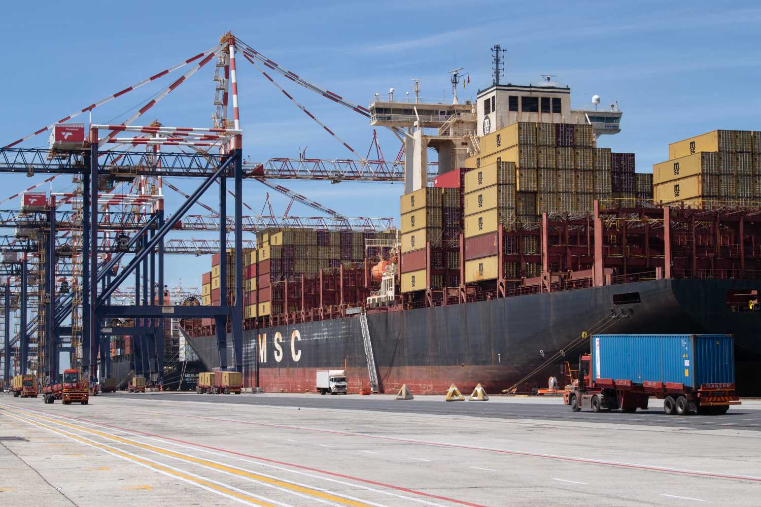 A container ship is moored at the Container Terminal at Cape Town Harbour