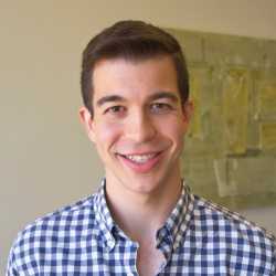 Zachary Burdette headshot