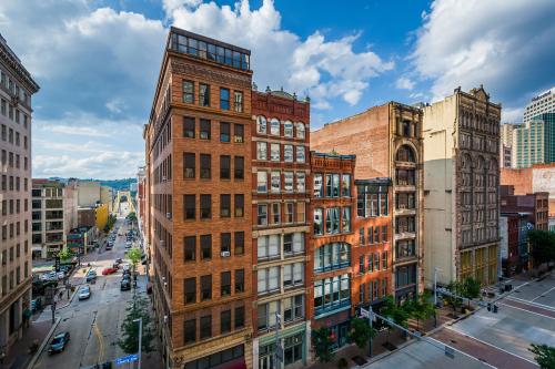View of buildings along Liberty Avenue in downtown Pittsburgh, Pennsylvania