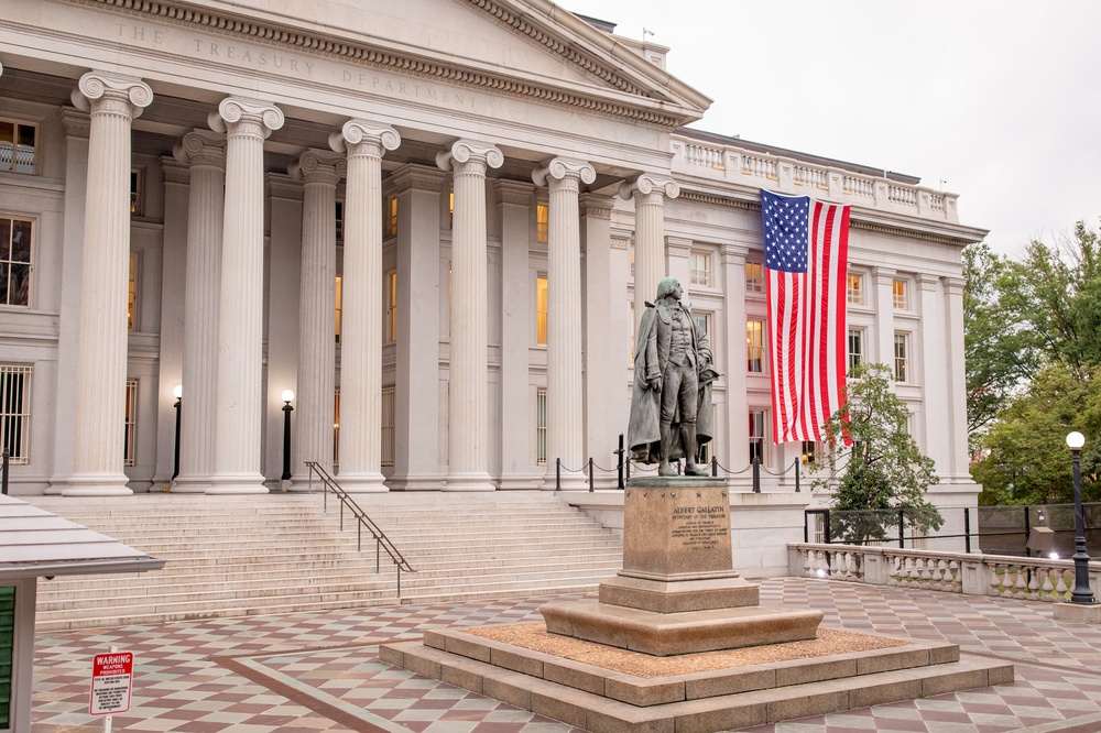 Photo: Brookings Private Investors Now Hold 73 Percent of U.S. Treasury Debt