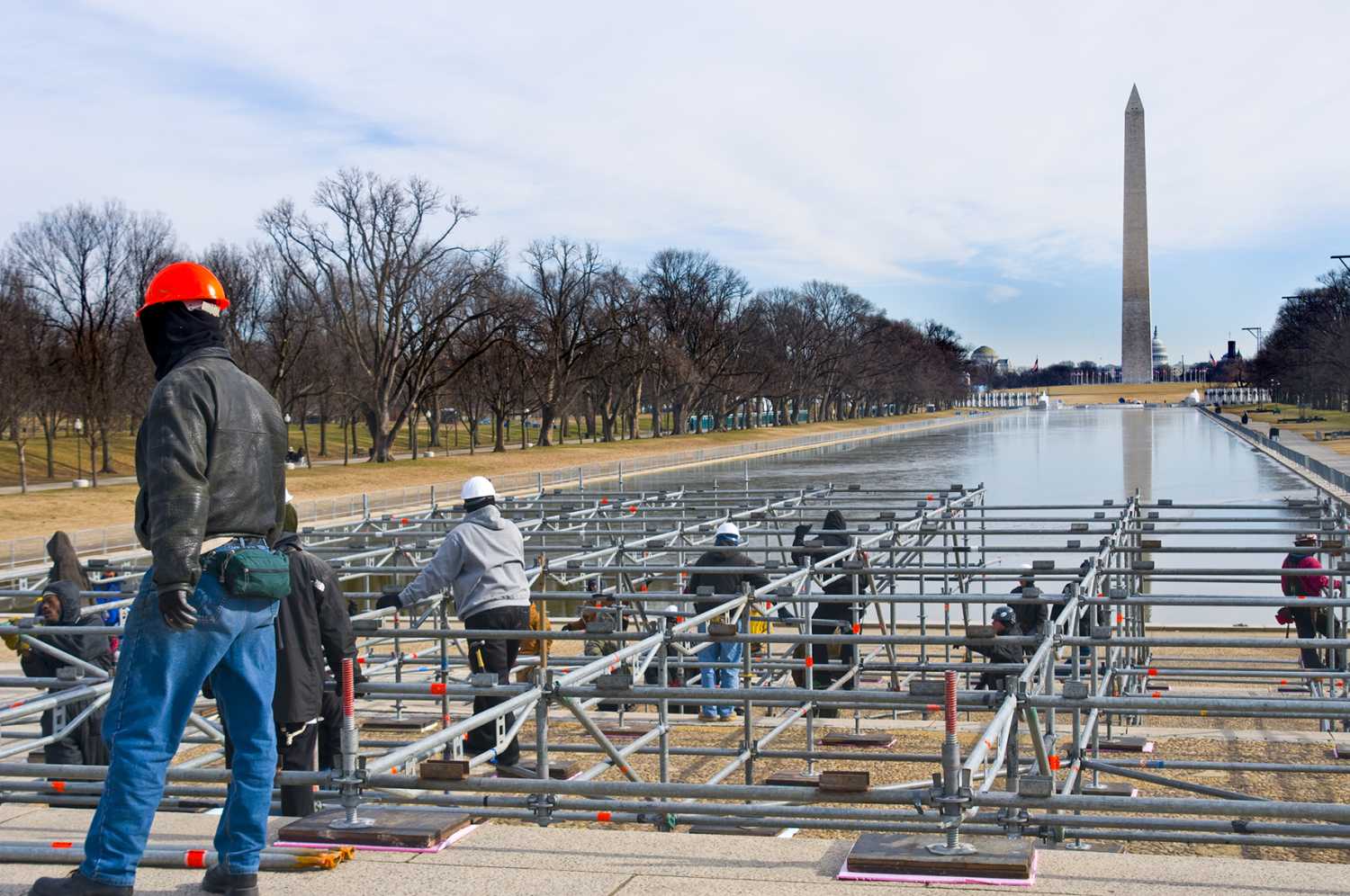 Workers prepare for the January 20th 2009 inauguration of Barack Obama as president of the United States of America.
