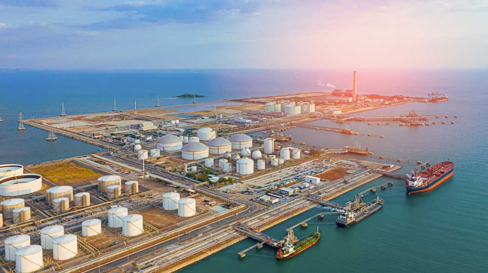 Oil refinery terminal